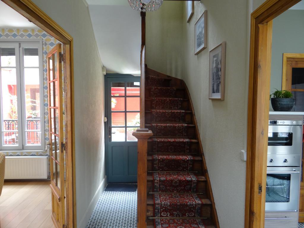 L'Art Du Temps le Gîte Montreuil  Extérieur photo