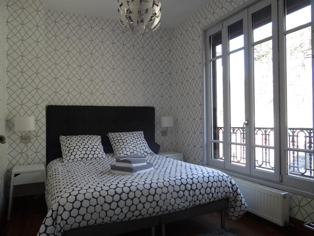 L'Art Du Temps le Gîte Montreuil  Extérieur photo